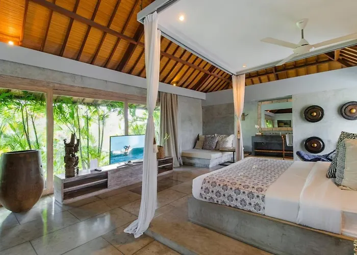 Villa Lavish 5 Bed, Sleeps 10, Butler, Daily Breakfast *