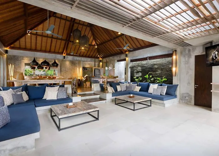 Villa Lavish 5 Bed, Sleeps 10, Butler, Daily Breakfast Canggu (Bali)