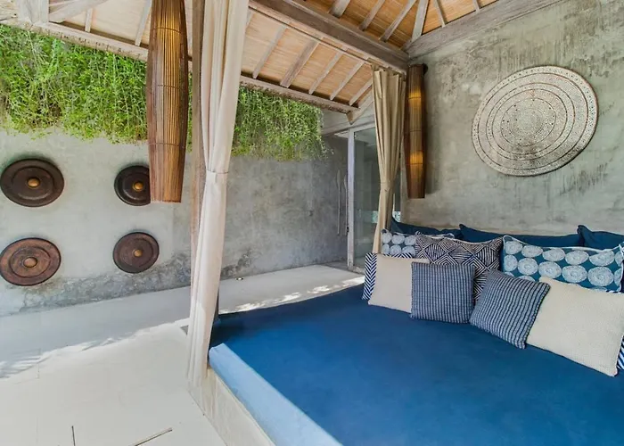 Villa Lavish 5 Bed, Sleeps 10, Butler, Daily Breakfast *